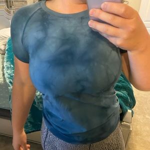 Swiftly Tee - looser fitting